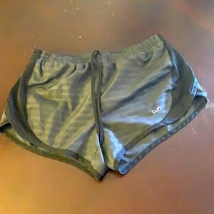 Legend small running shorts